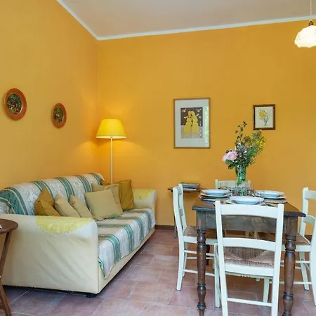 Oliveta Pettirosso Apartman *